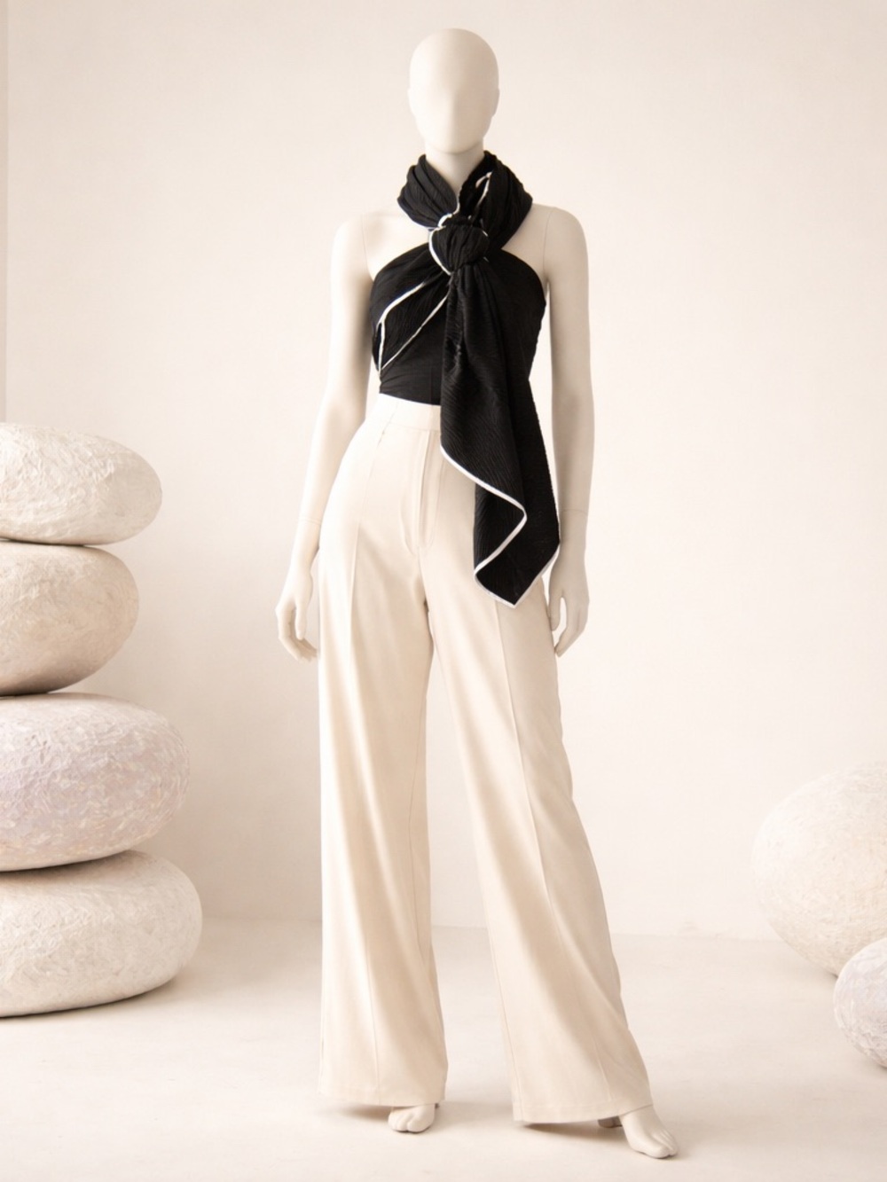 Roffe black and white oversized scarf